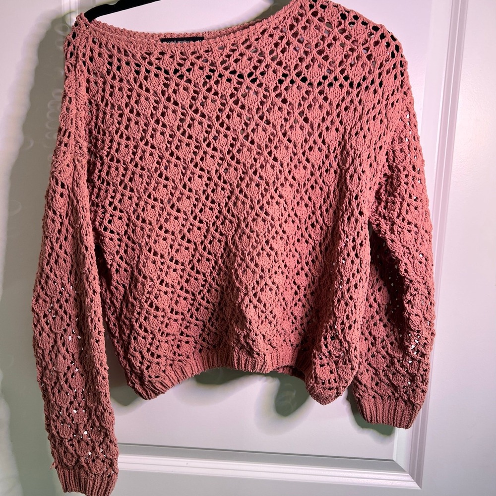 Moon‎ & Madison Crochet Knit Sweater M Boho Rose Cottagecore Coastal Grandmother